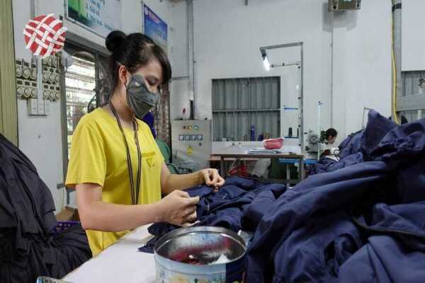 mua bộ quạt áo điều hòa tại xưởng may